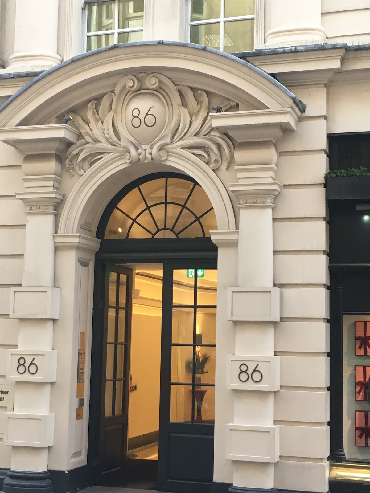 Handelsbanken London West End Branch | UK 🇬🇧