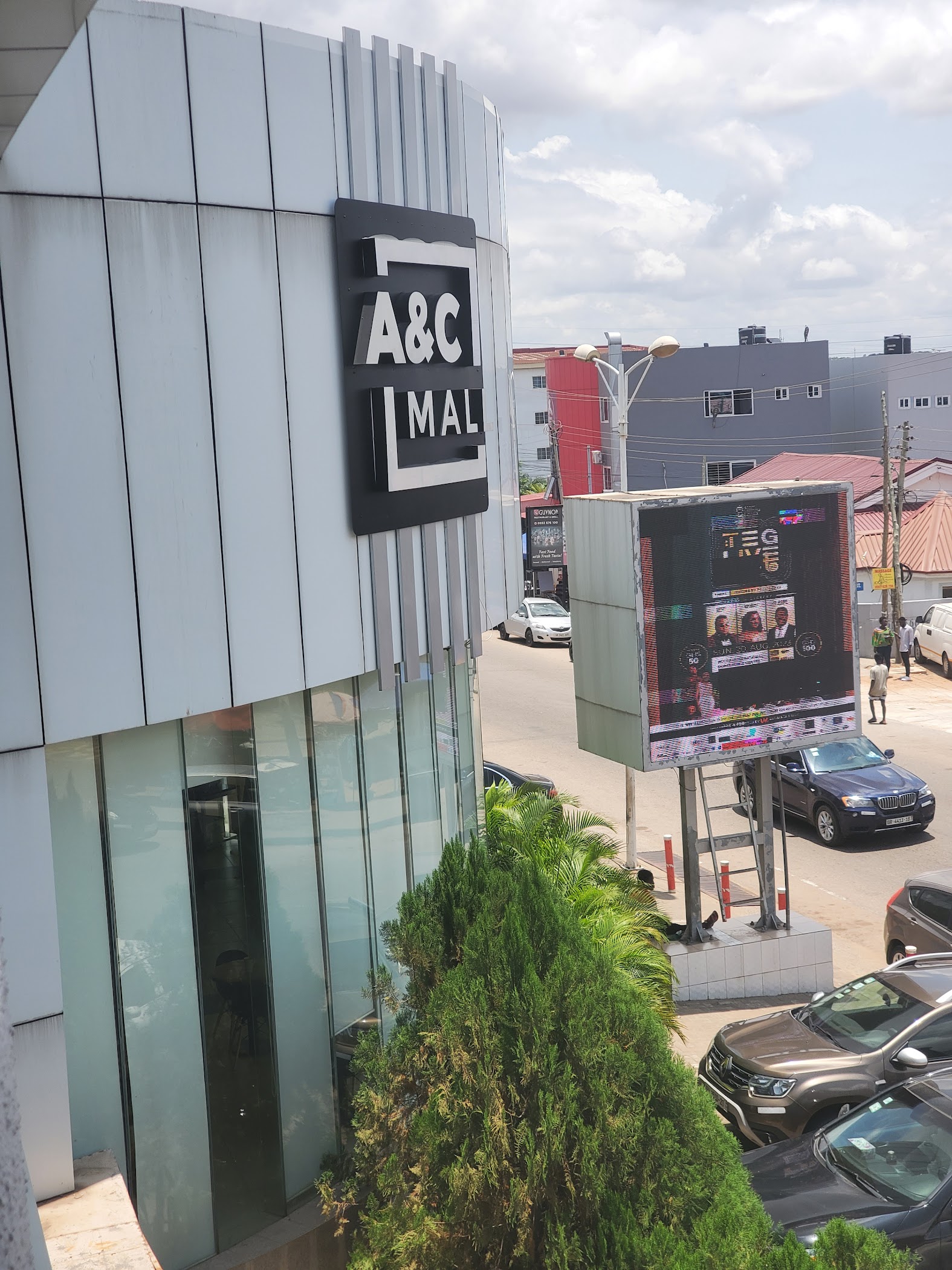 Jacob Dental Clinic | Ghana 🇬🇭 — Accra