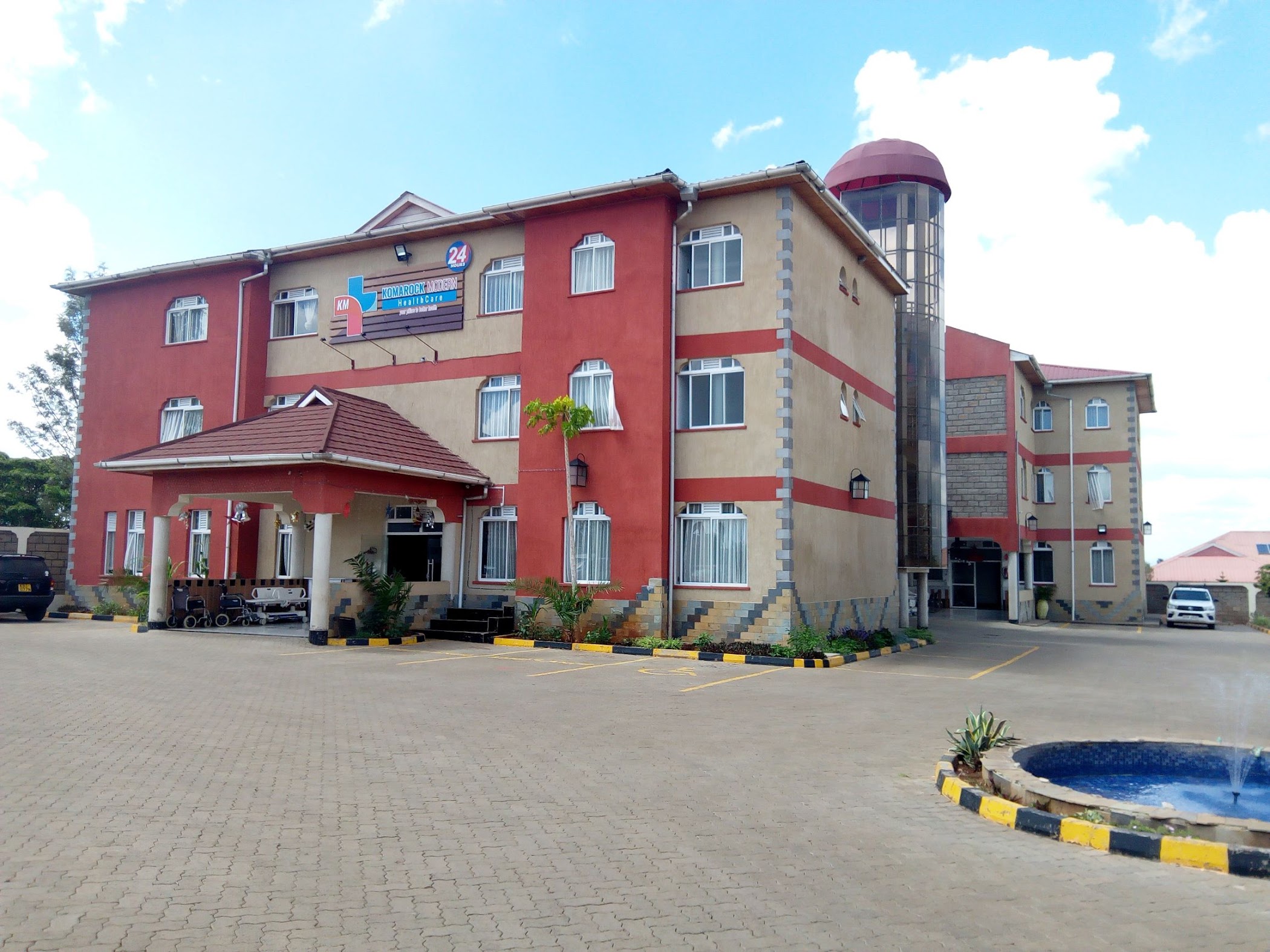 A first look at Komarock Modern Healthcare Hospital | Utawala | Kenya 🇰🇪, showing the hospital setting patients would actually use for care in Nairobi.