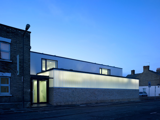 The Sandford Dental Implant & Cosmetic Centre