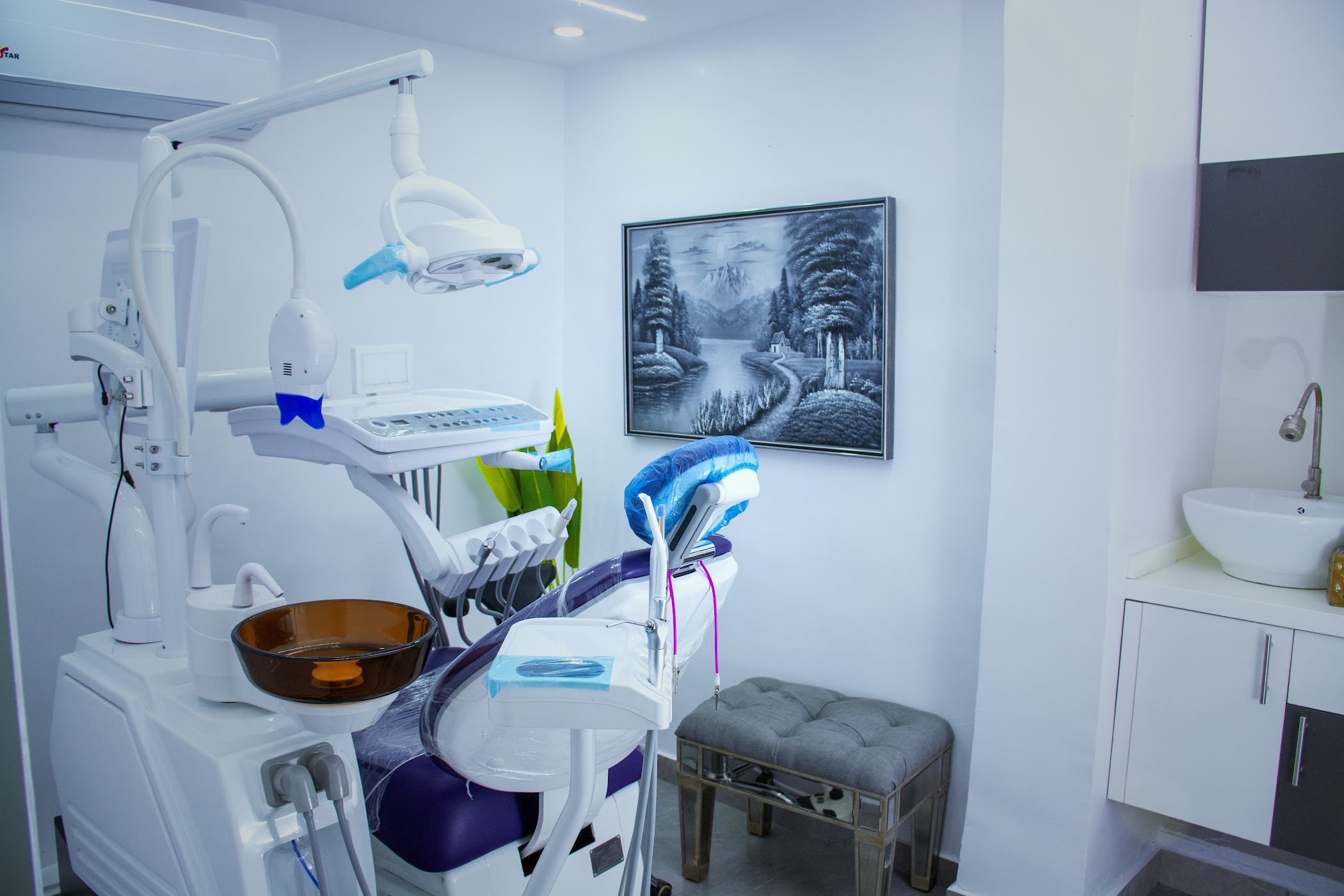 Ferayan Dental and Dermatology Clinic | Nigeria 🇳🇬 — Lekki
