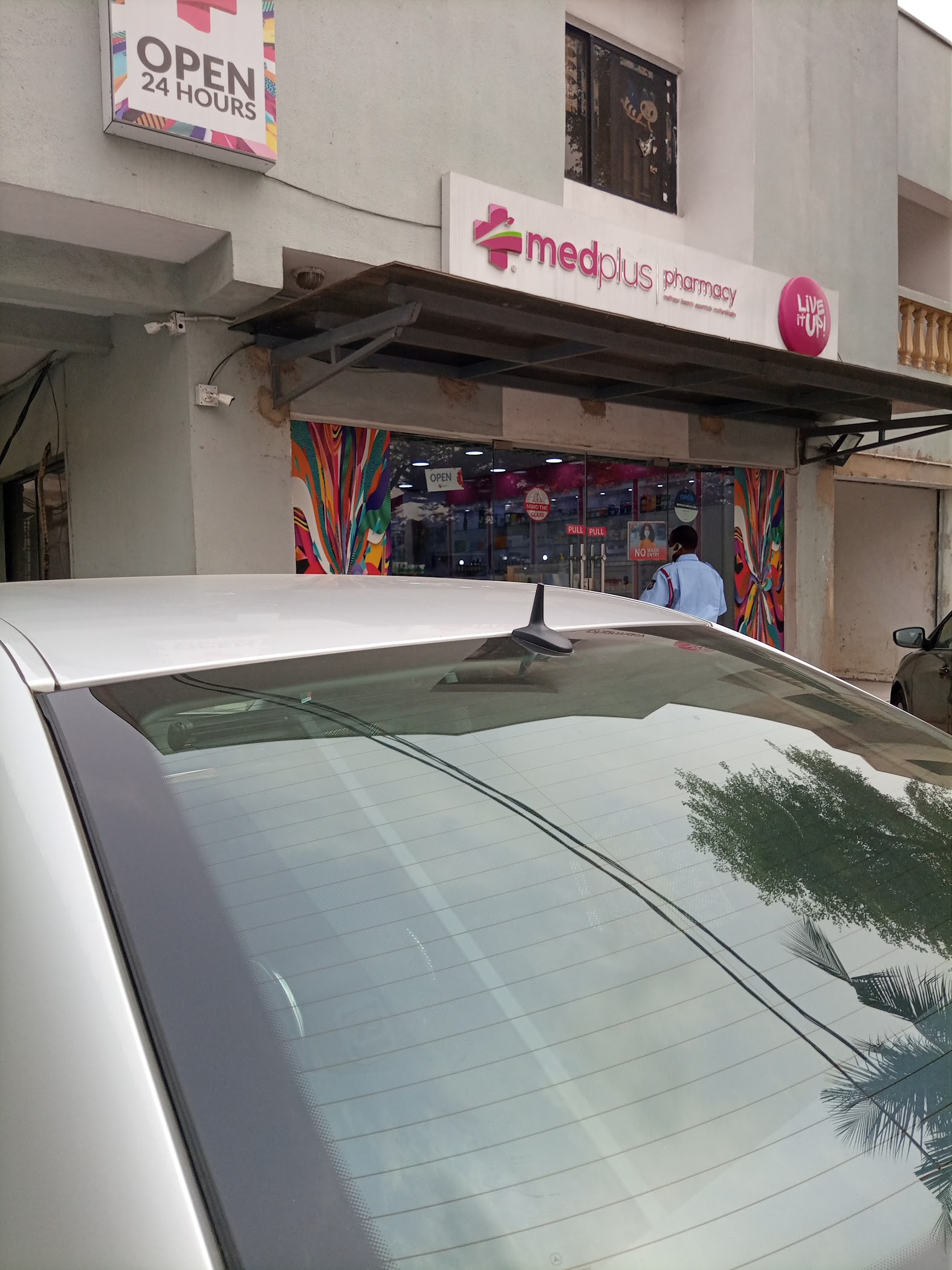 Medplus Pharmacy | Emanuel Keshi | Lagos | Nigeria 🇳🇬 — Lagos