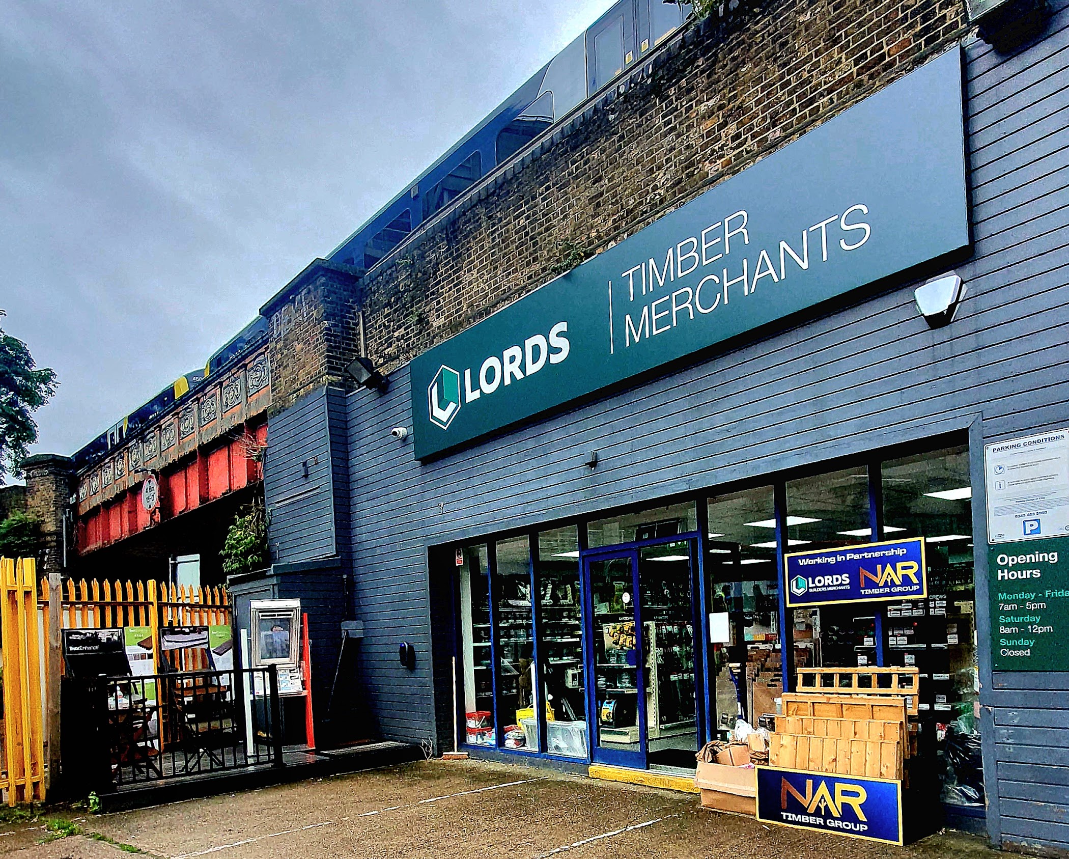 Lords Builders Lords Builders Merchants | Putney | Timber Yard | UK π¬π§ β TortoisePath ...