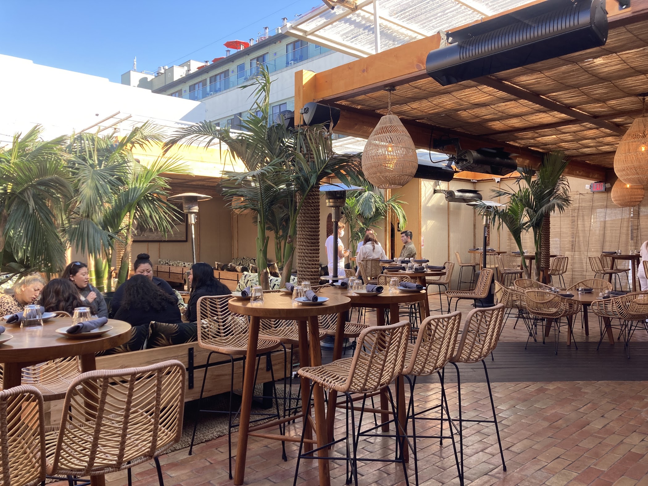 Belles Beach House — Los Angeles