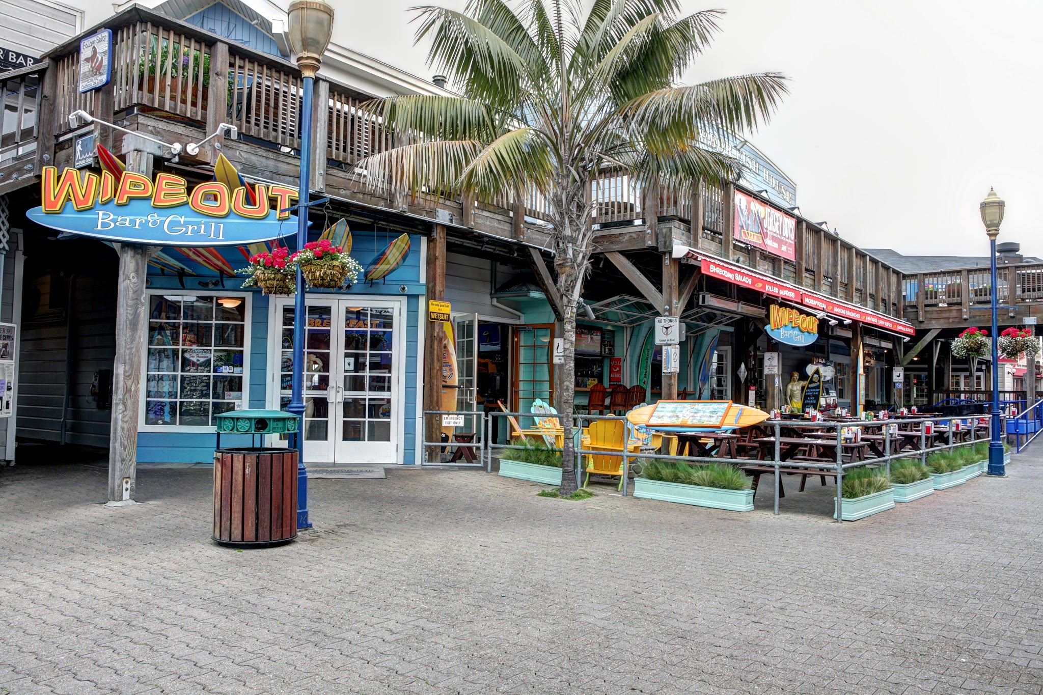 Wipeout Bar & Grill — San Francisco