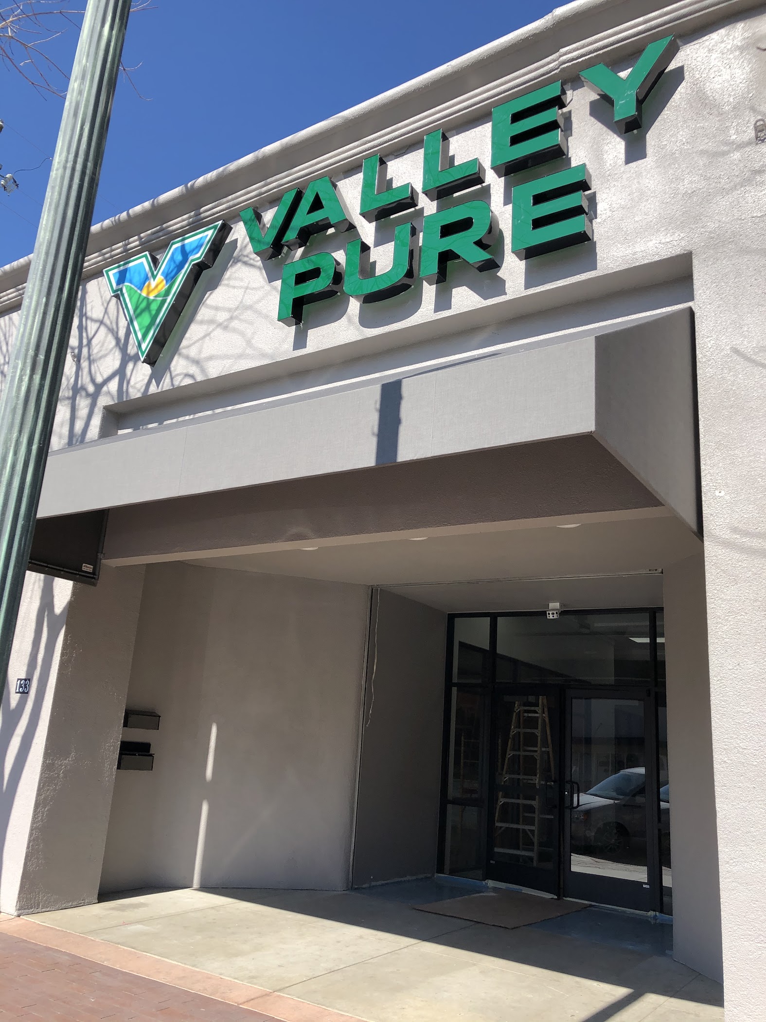 Valley Pure | Lindsay — Lindsay