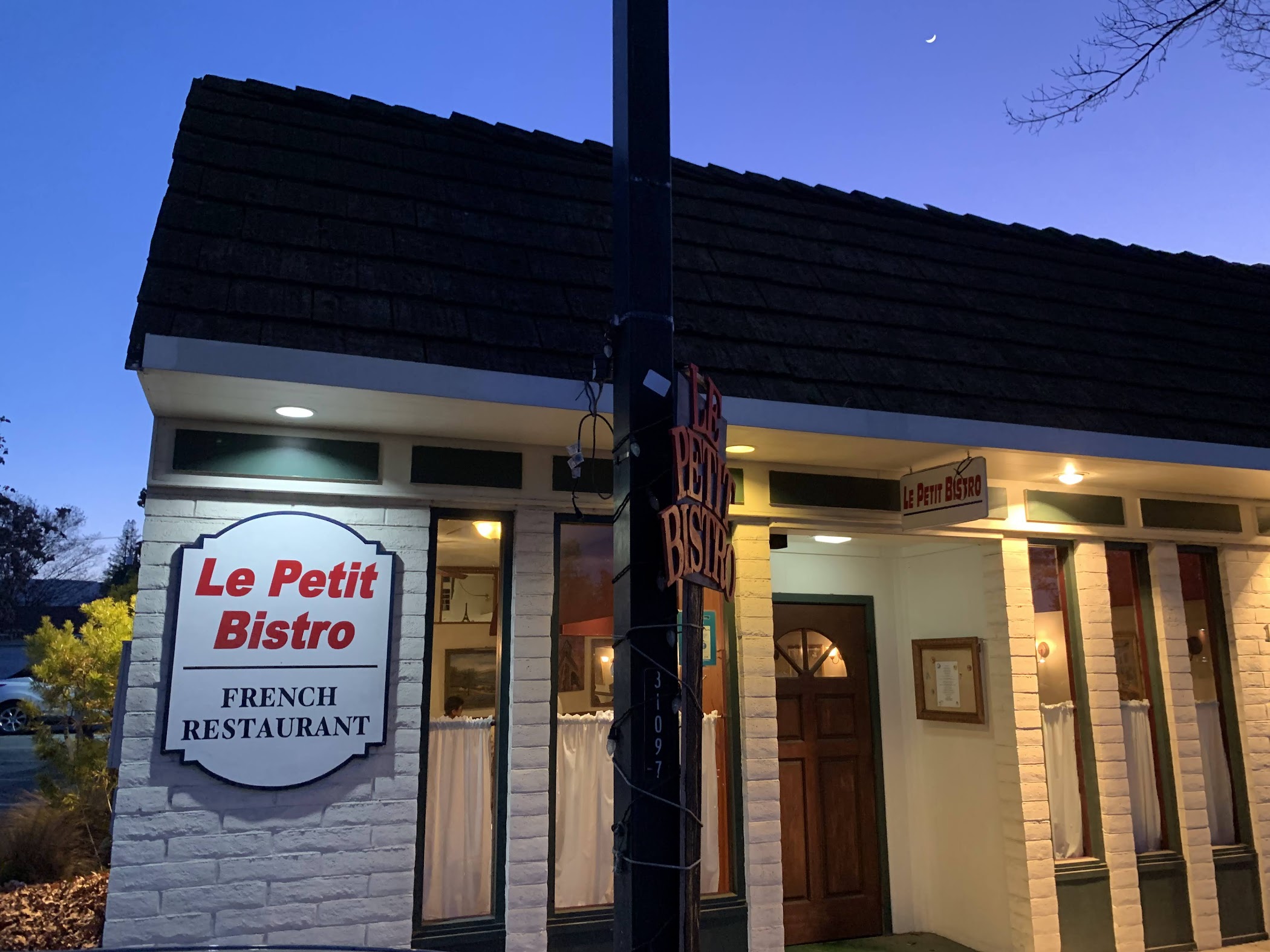 Le Petit Bistro — Mountain View