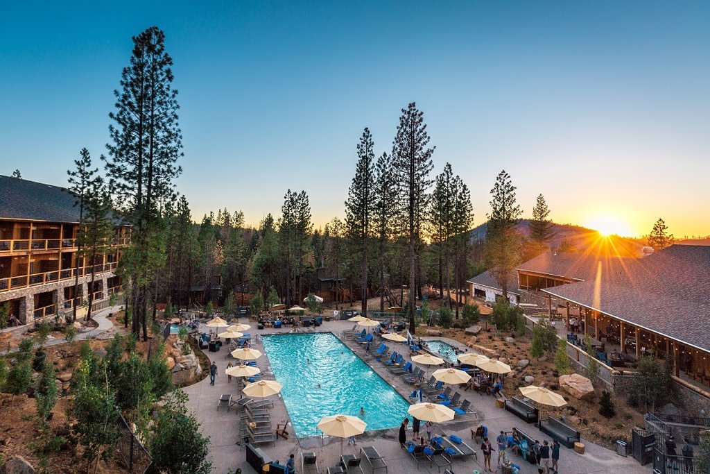 Rush Creek Lodge and Spa at Yosemite – TortoisePath | California | USA 🇺🇸