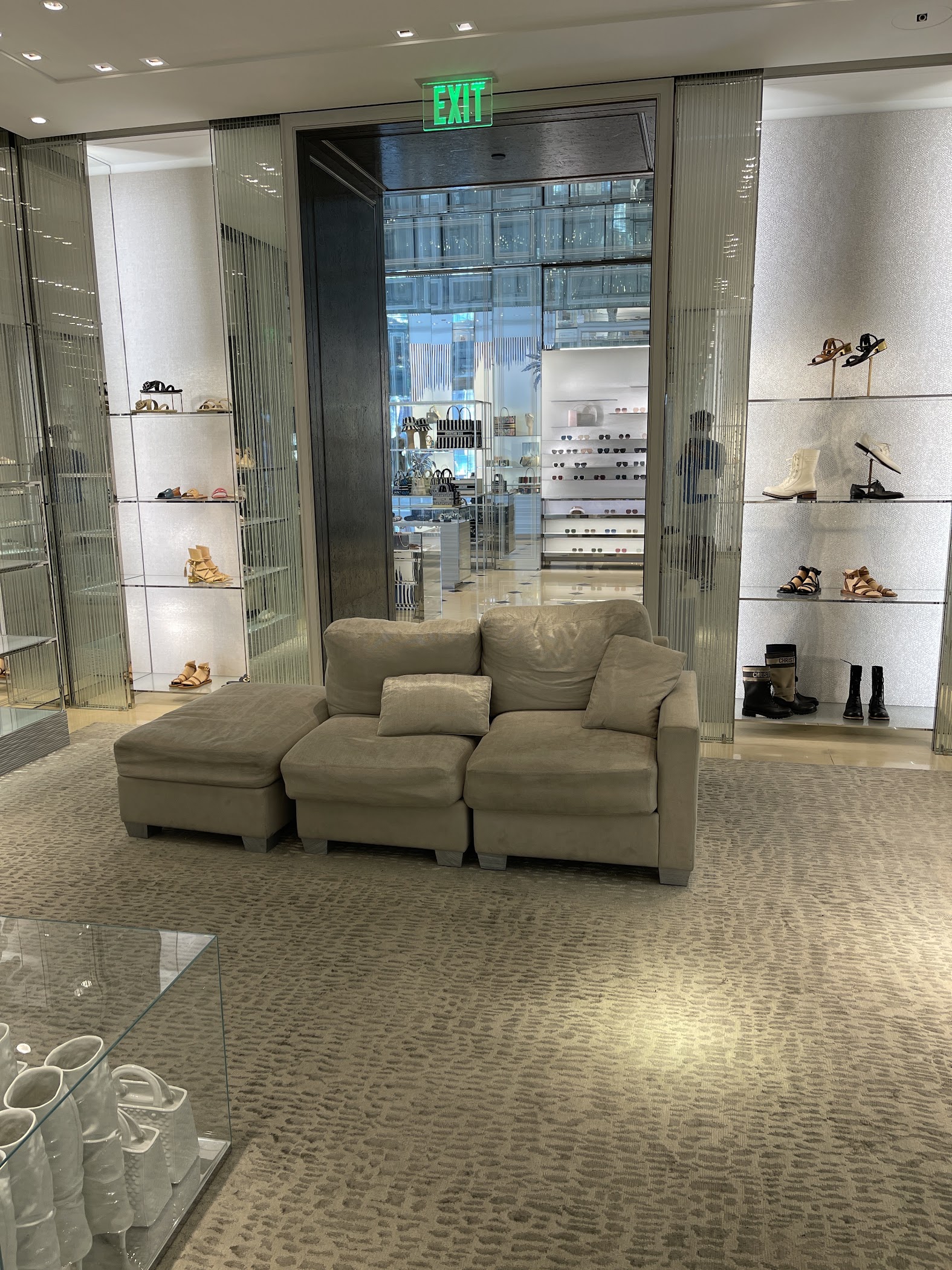DIOR | Men | Rodeo Drive | Beverly Hills – TortoisePath | California ...