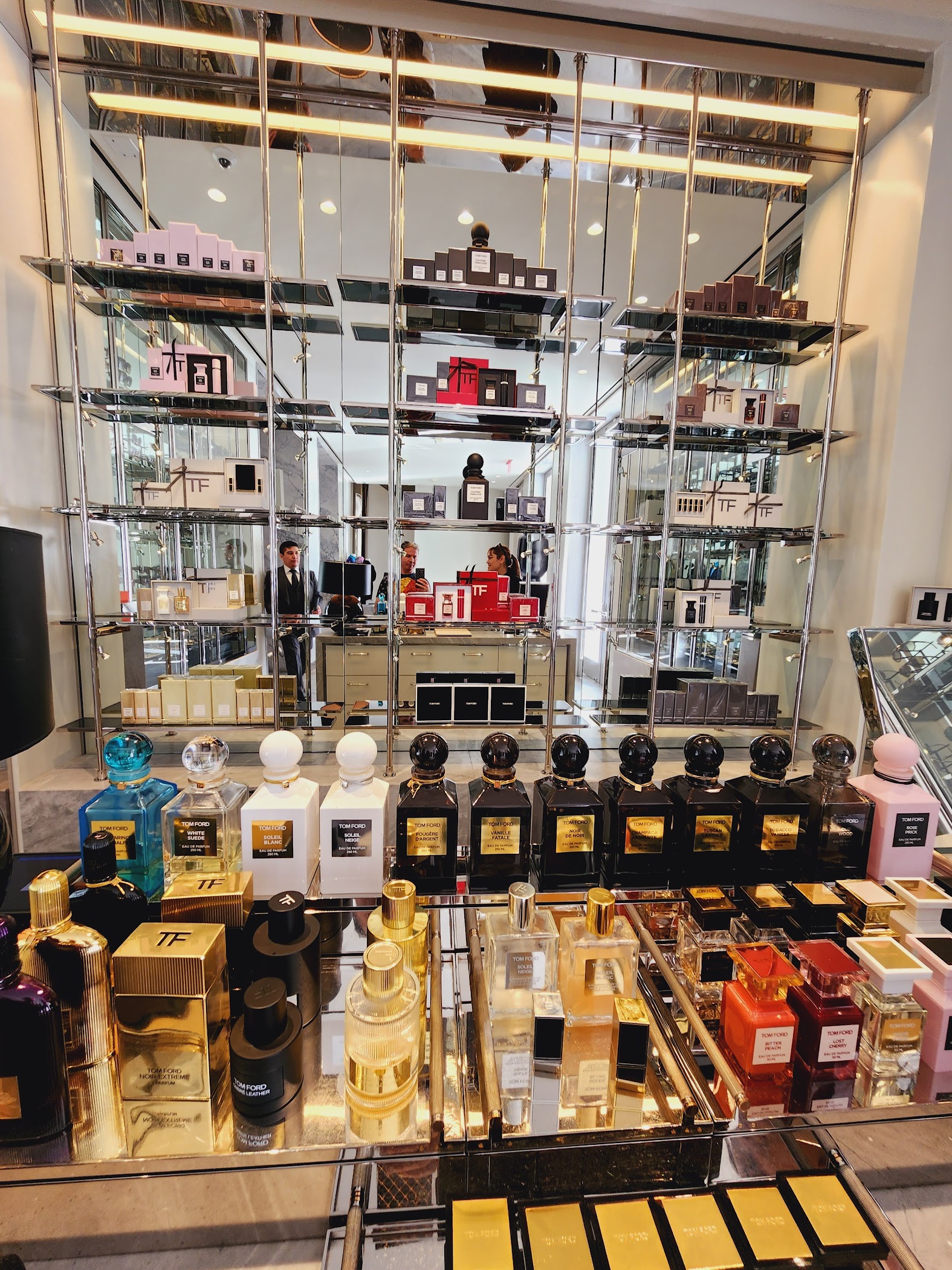 Tom Ford Rodeo Drive Store TOM FORD | Rodeo Drive | Beverly Hills – TortoisePath | California | USA 🇺🇸