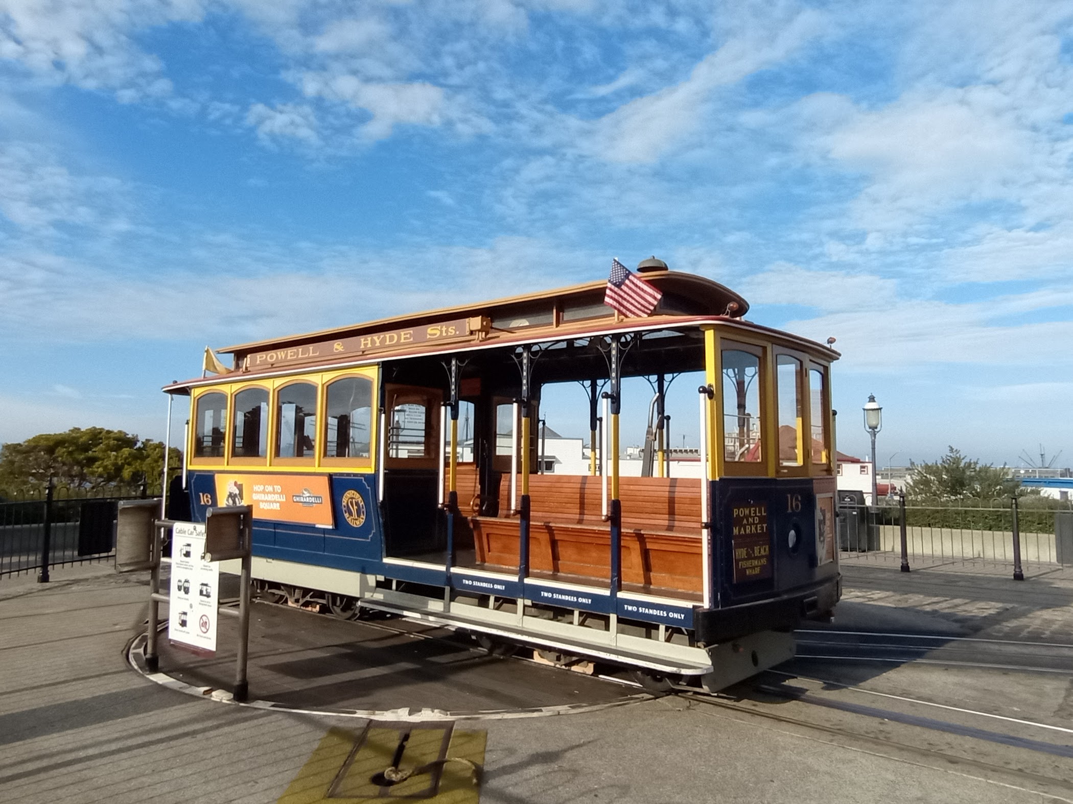 Powell & Hyde Cable Car Turntable — San Francisco
