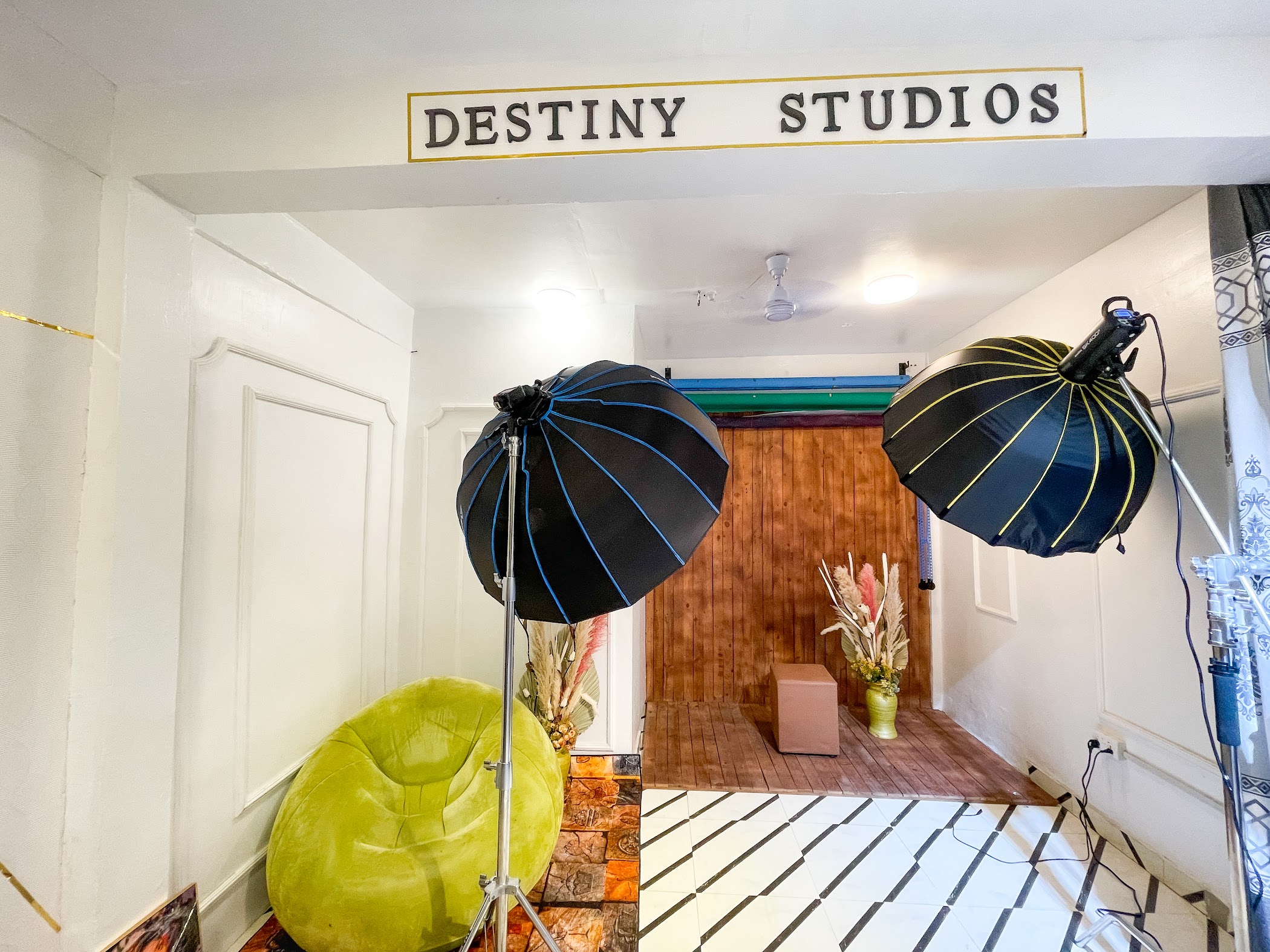 Destiny Photo Studio — Accra