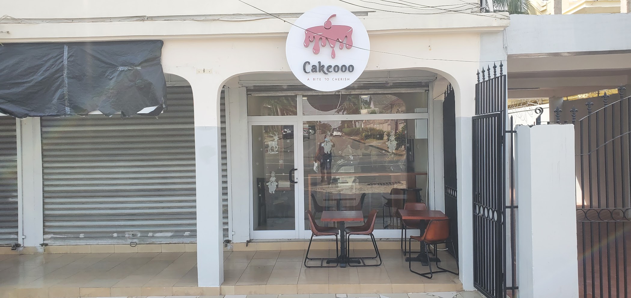 Cakeooo — Accra