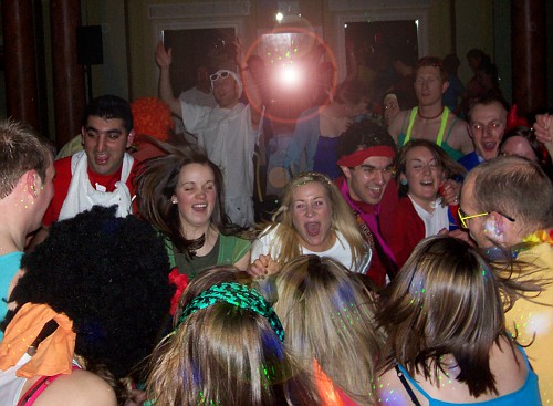 Mobile Disco – Wedding Birthday Children’s party Nightclub www.discojoe.co.uk | UK
