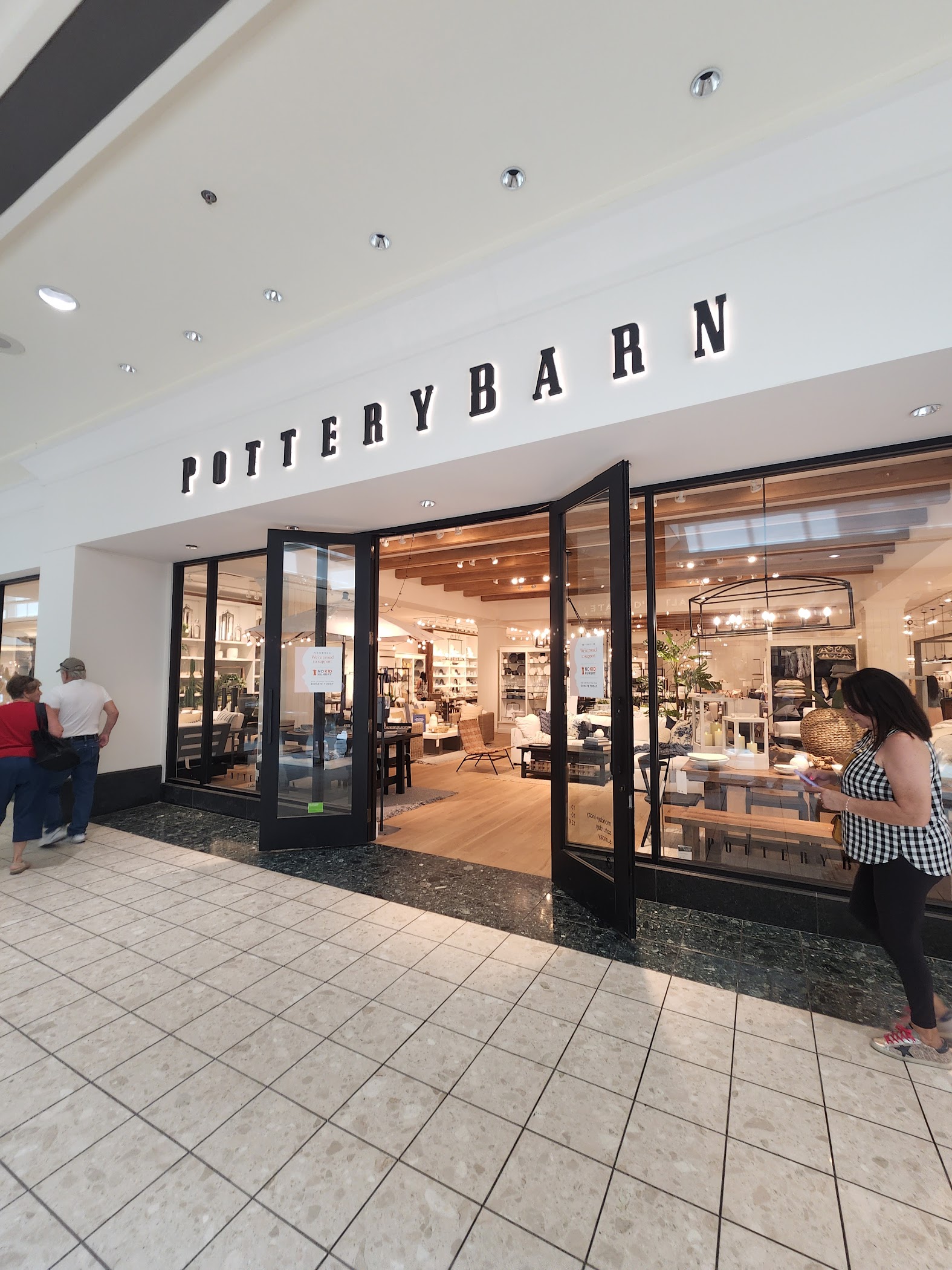 The Gardens Mall — Palm Beach Gardens