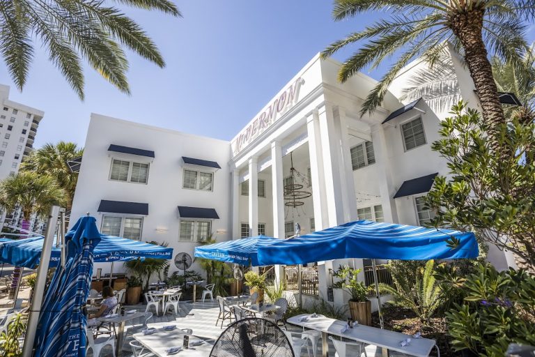 Oceanside Hotel + Suites | Florida USA 🇺🇸