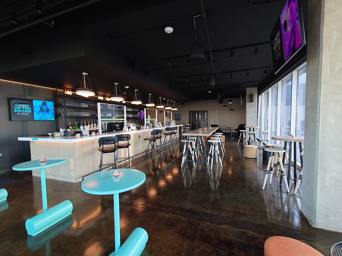 RT60 Rooftop Bar sits above Downtown Atlanta with a hotel-rooftop feel that suits drinks, events, and an unhurried start to the night.