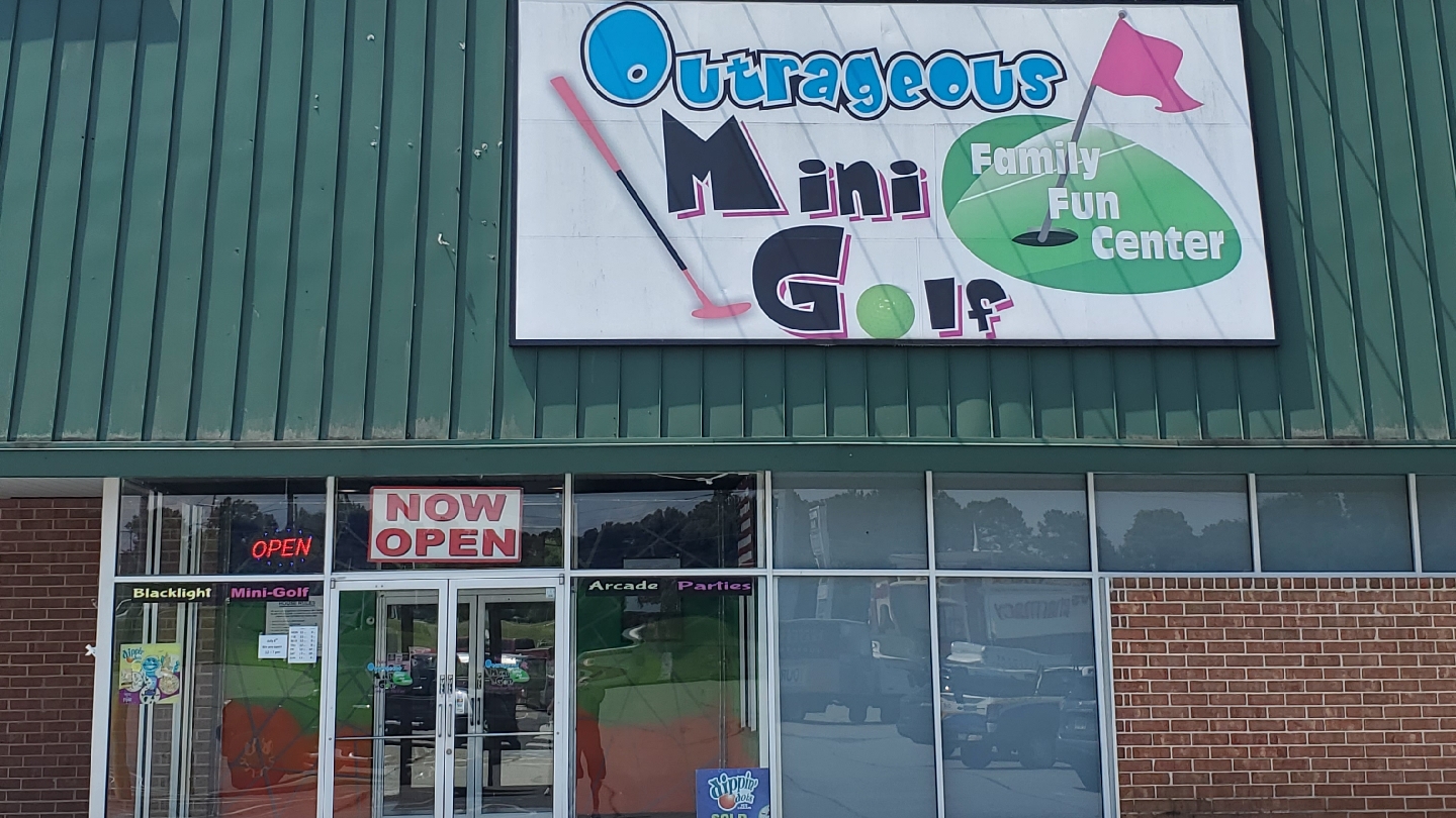 A straightforward mini golf stop in Hiram, Georgia, with the kind of hours and location details that make a visit easier to time.