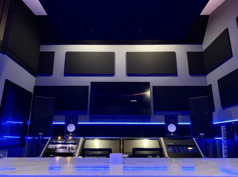 Deaf Star Studios | Georgia USA 🇺🇸