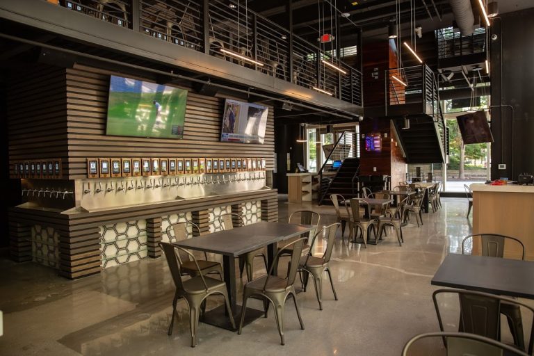 Pour Taproom: Midtown | Georgia USA 🇺🇸