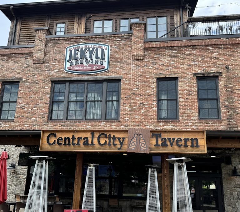 Central City Tavern – Alpharetta | Georgia USA 🇺🇸