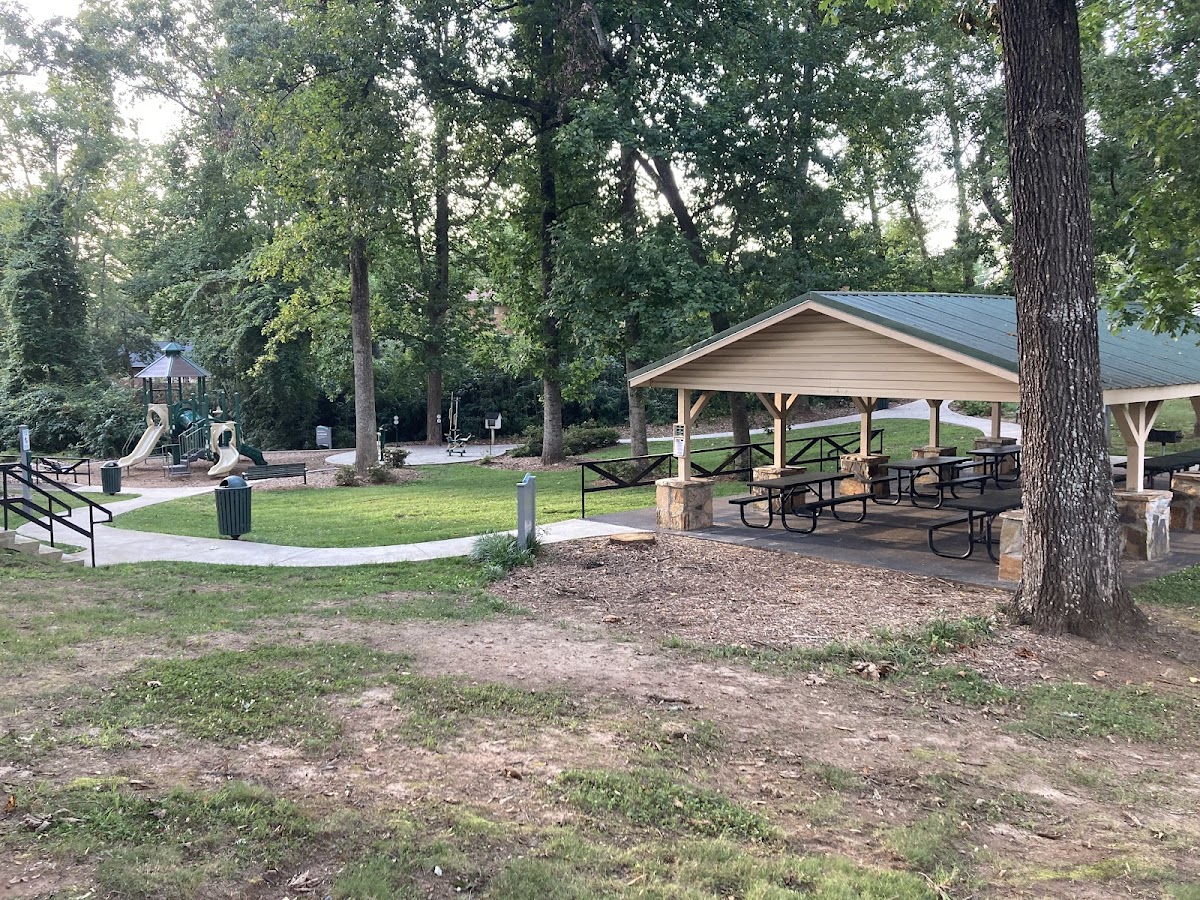 A first look at Riverside Park in Gainesville, setting the tone for a relaxed outdoor visit.