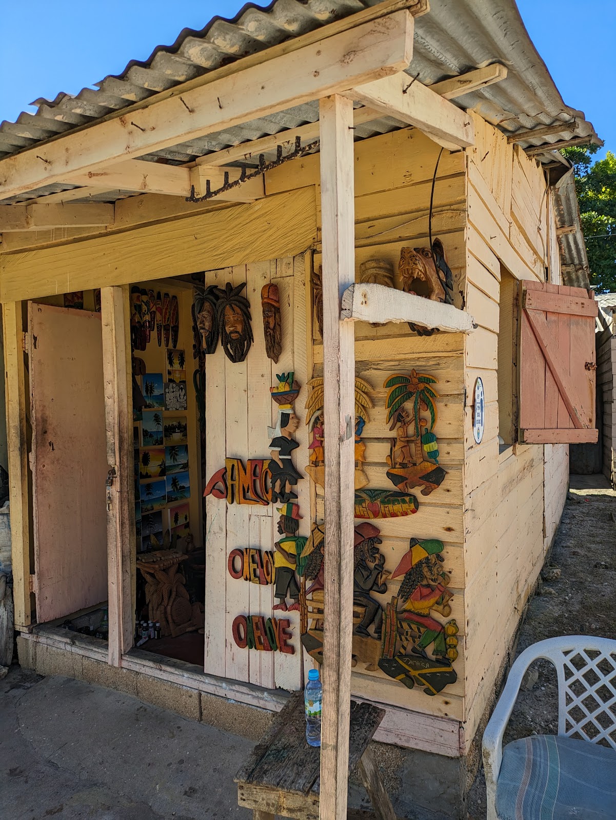 Island Craft Jamaica
