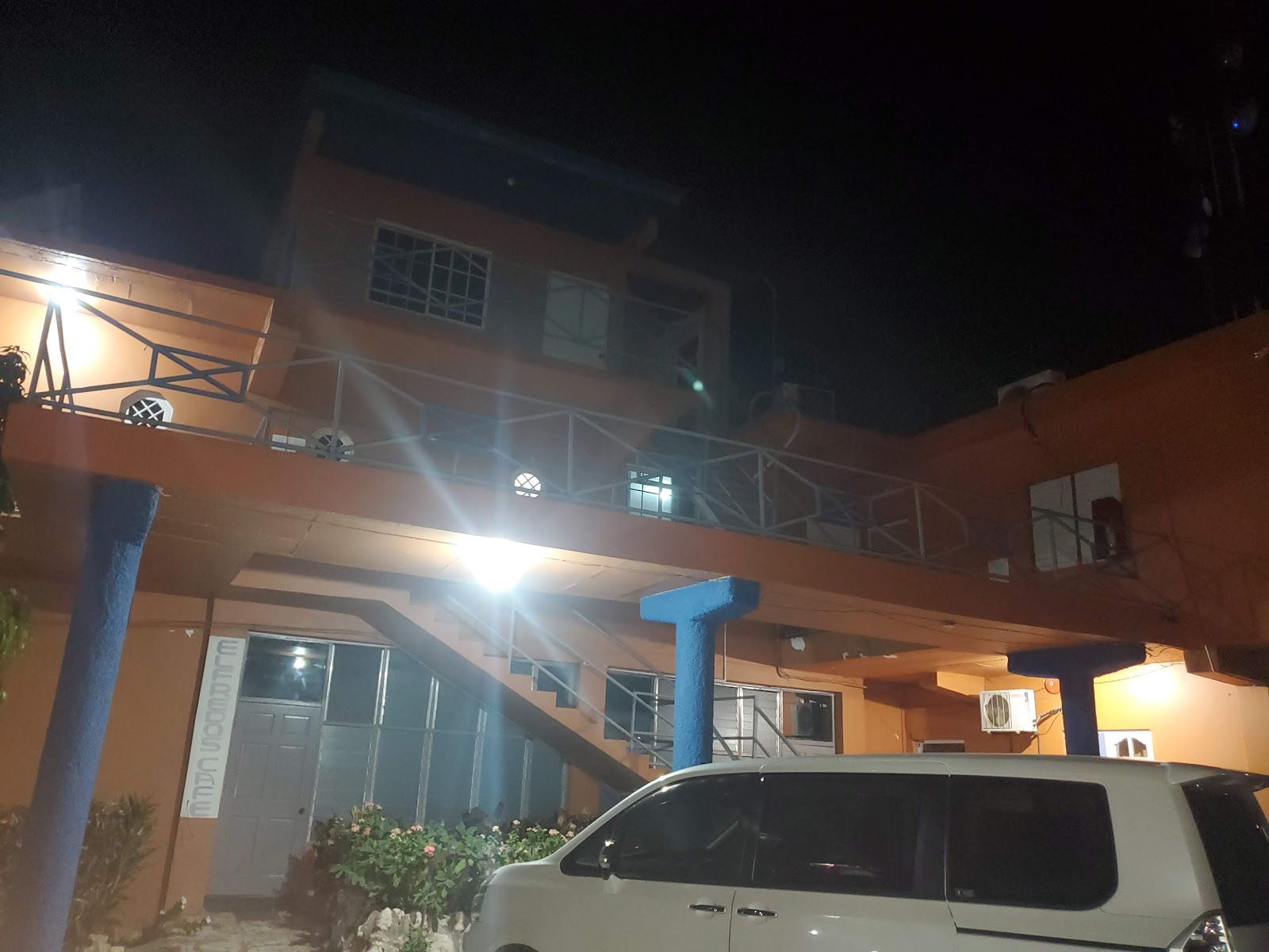 Platinum Hotel