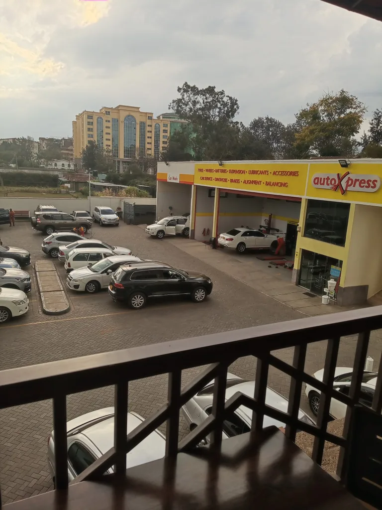 Shell Kilimani Gallery – Java House | Shell Kilimani – TortoisePath | Kenya 🇰🇪