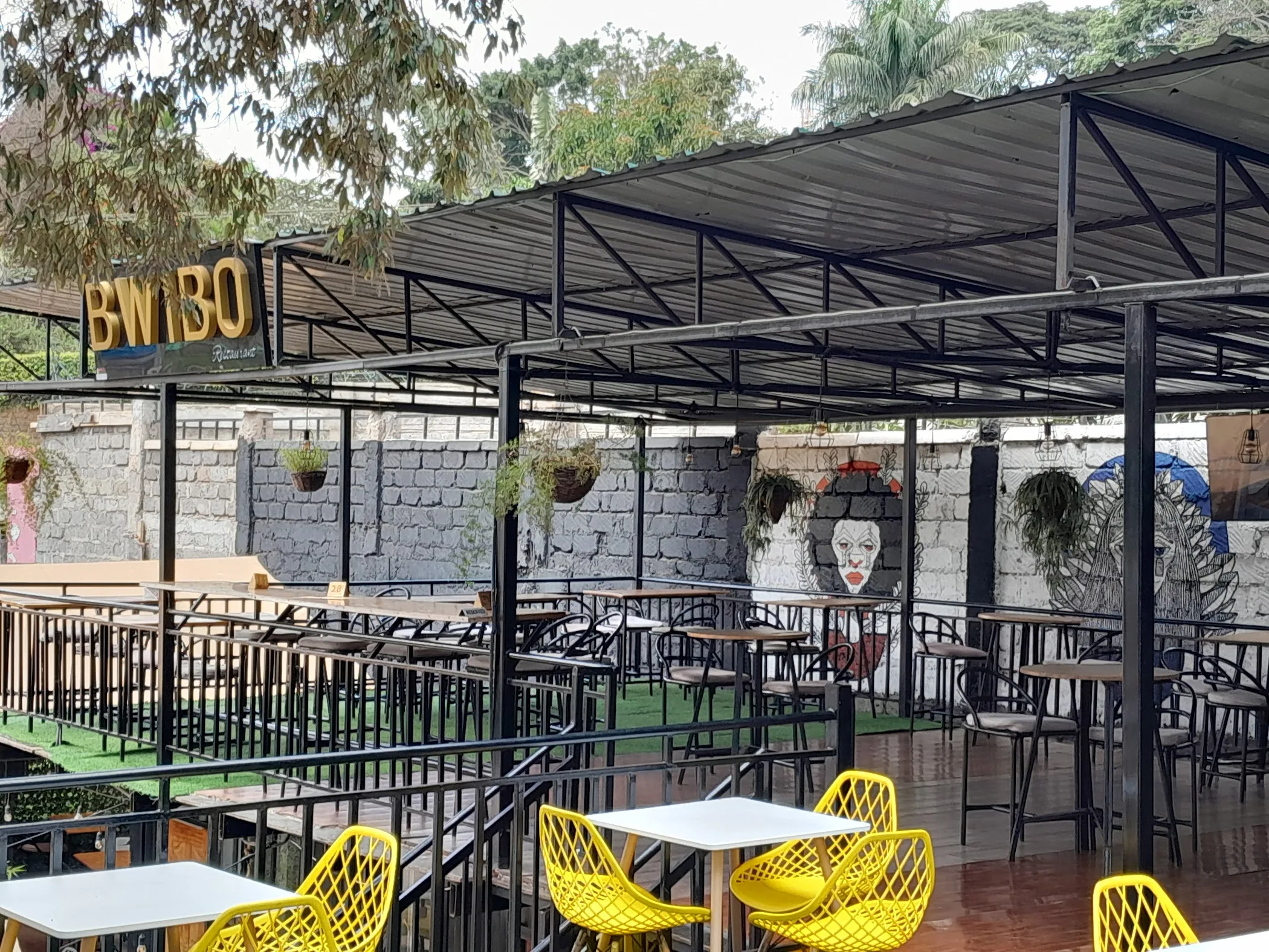 BWIBO RESTAURANT
