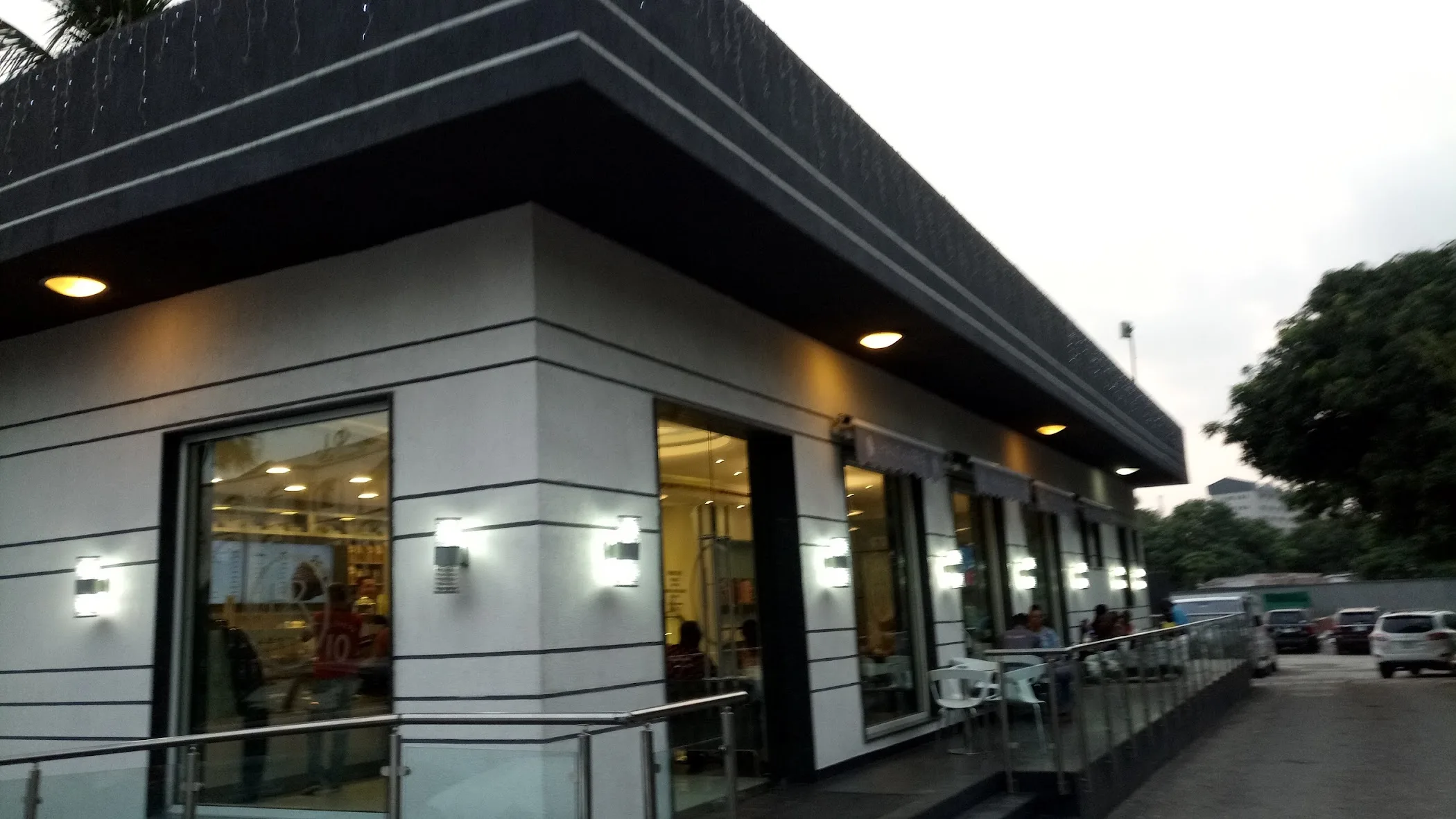 Hans & René – Radisson Blu — Lagos