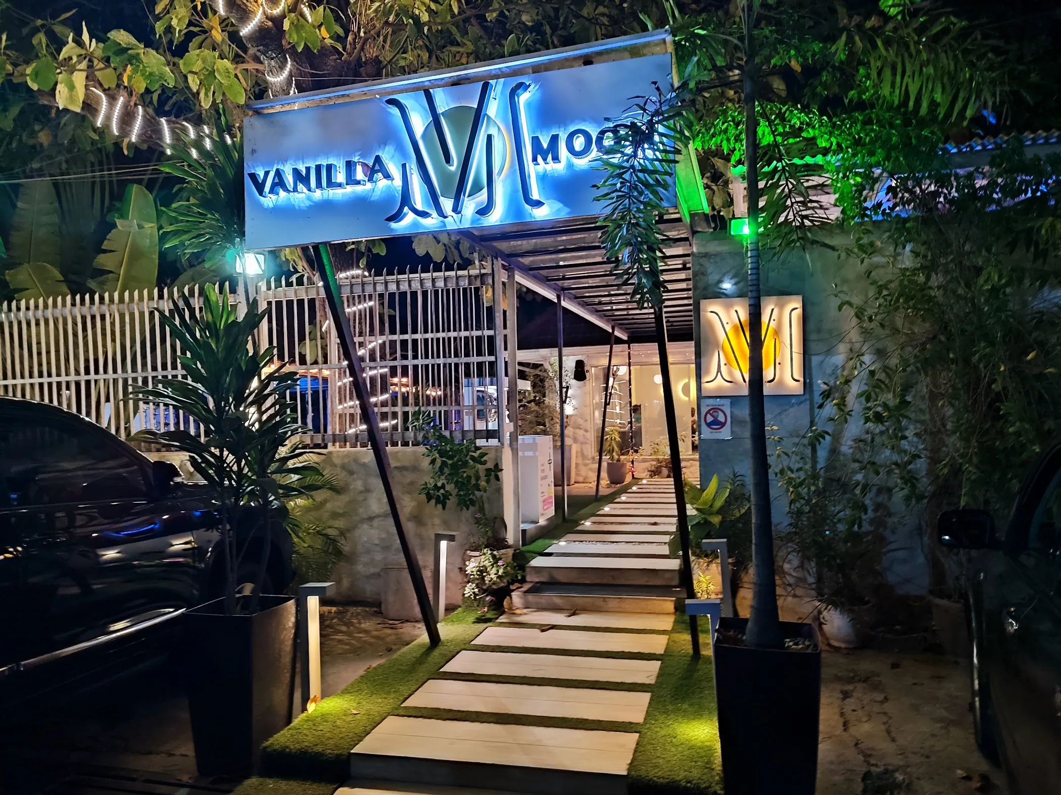 Vanilla Moon — Lagos
