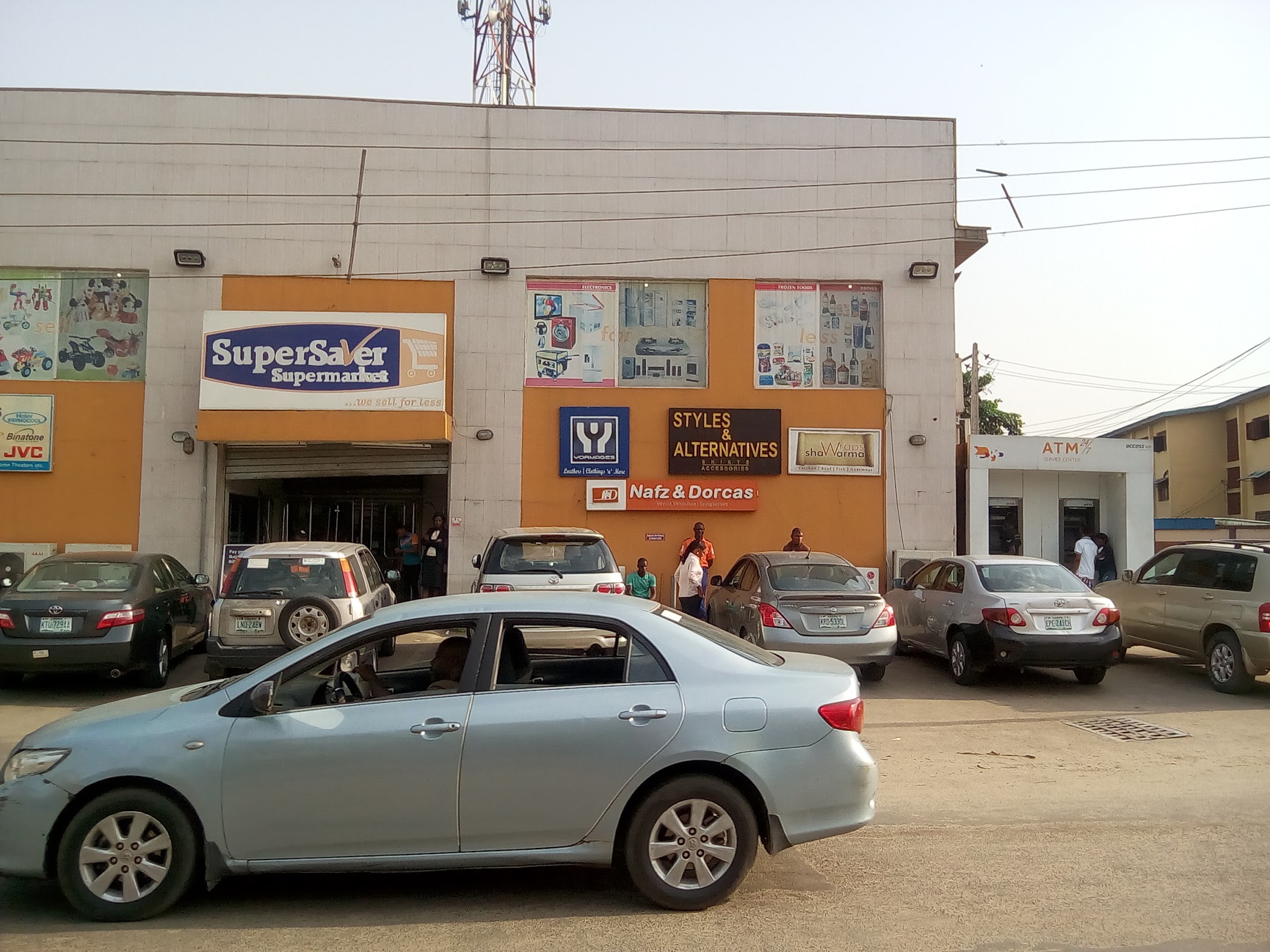 Super Saver Supermarket 66 Ikosi Road, Ikosi-Ketu Lagos — Lagos