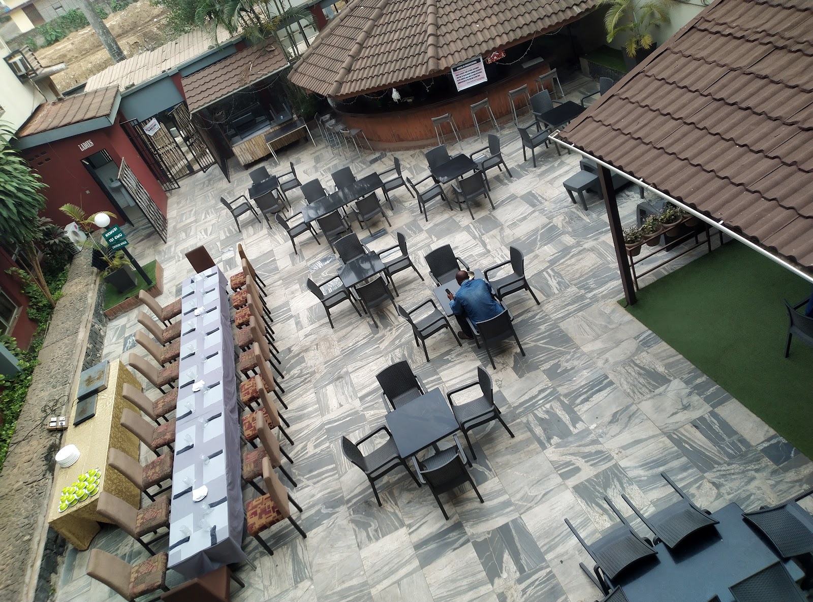 Davies Hotel