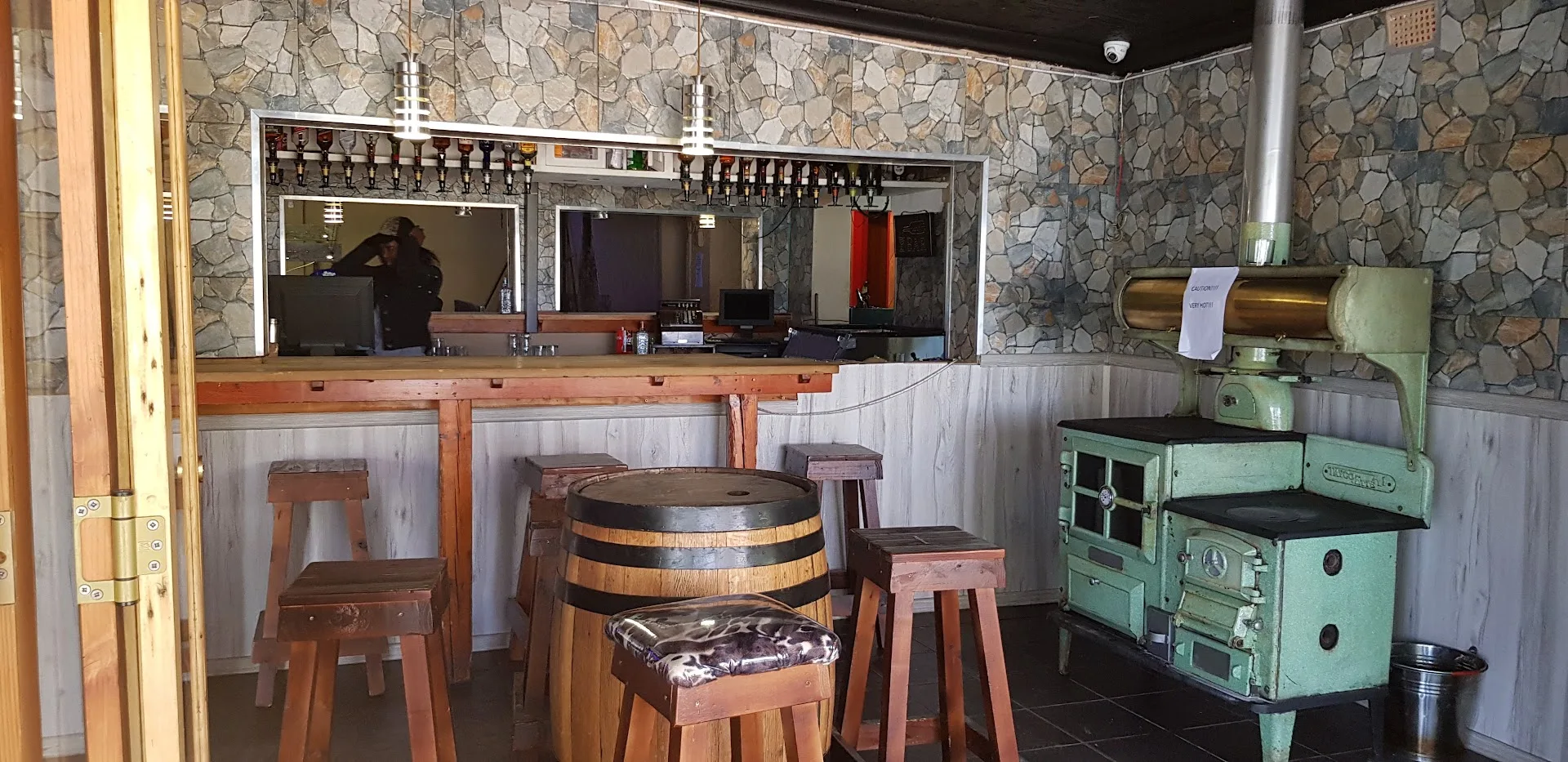 The Net Restaurant Pub Grill and Pizzeria — Roodepoort