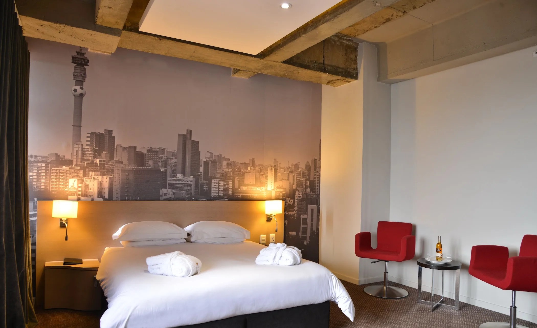 Reef Hotel — Johannesburg
