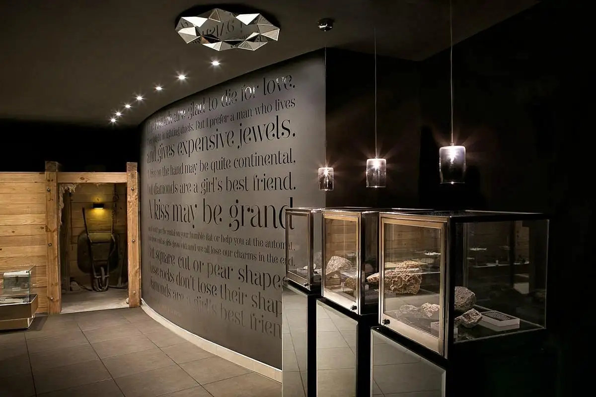 Cape Town Diamond Museum — Cape Town
