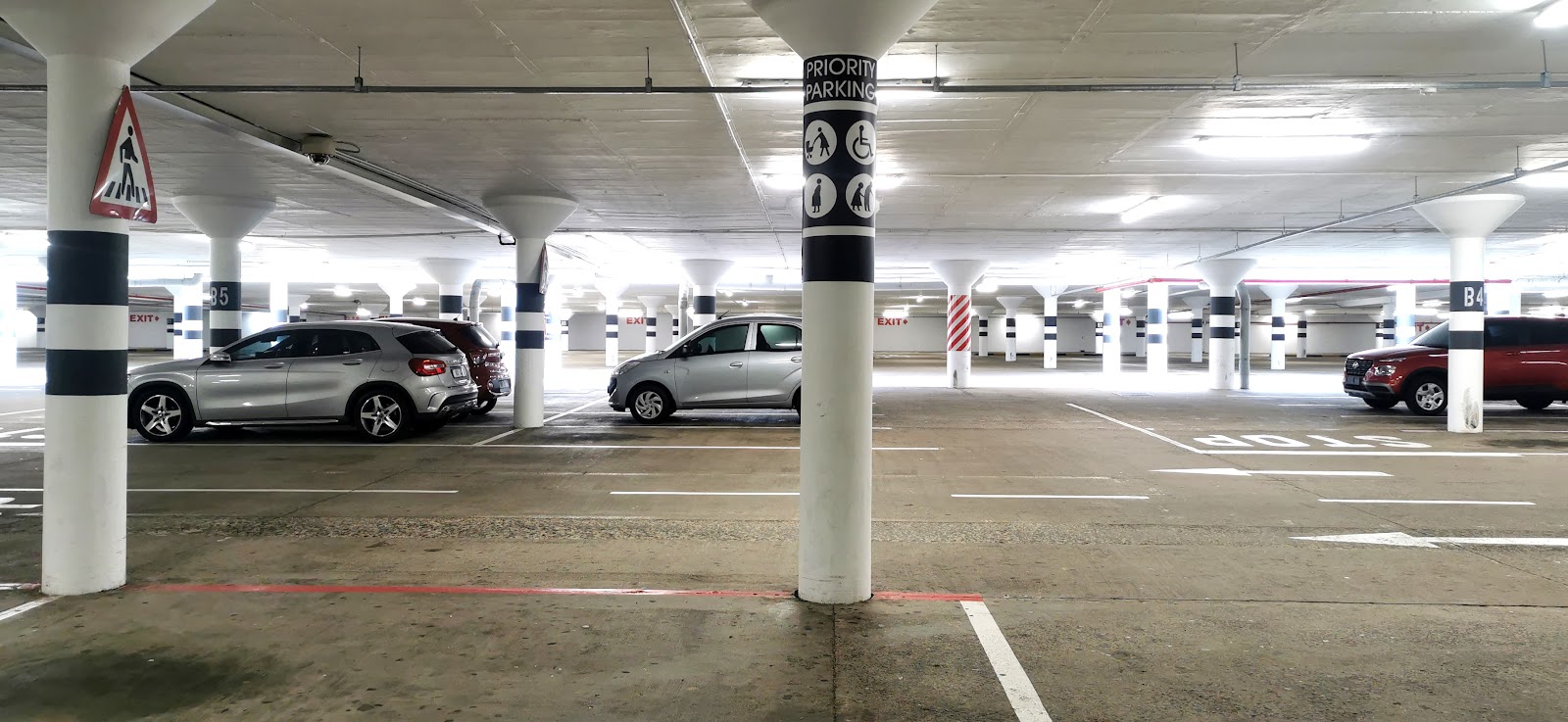 La Lucia Mall — uMhlanga