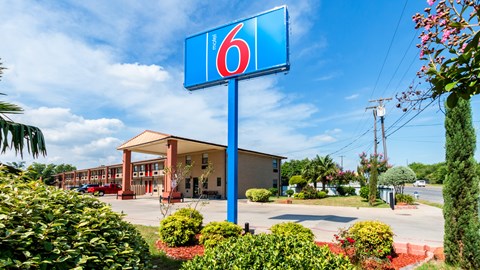 Motel 6 Dallas, TX | Texas USA 🇺🇸 — Dallas