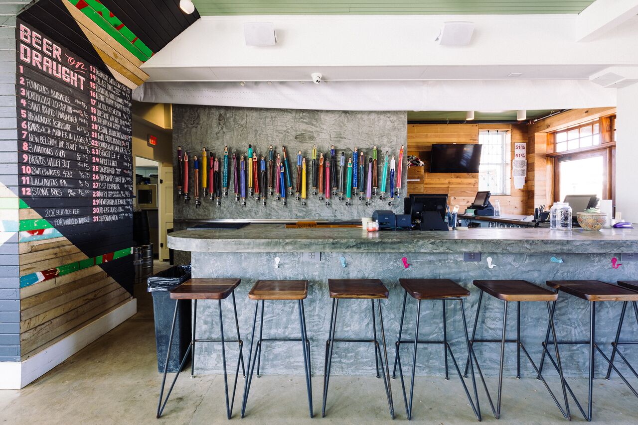 Axelrad Beer Garden | Texas USA 🇺🇸 — Houston