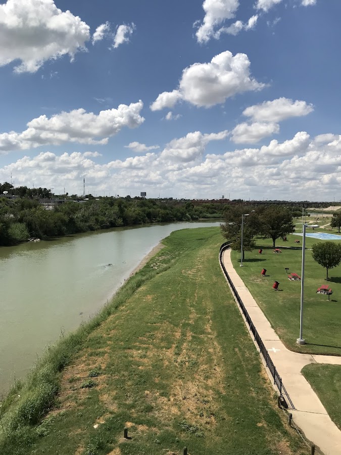 Dos Laredos Park | Texas USA 🇺🇸 — Laredo