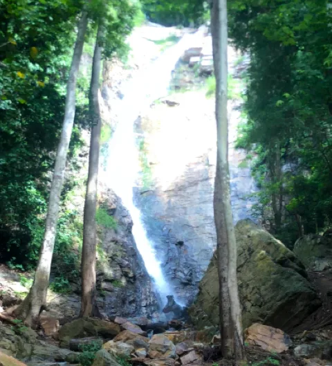 Chenku Waterfall — Dodowa