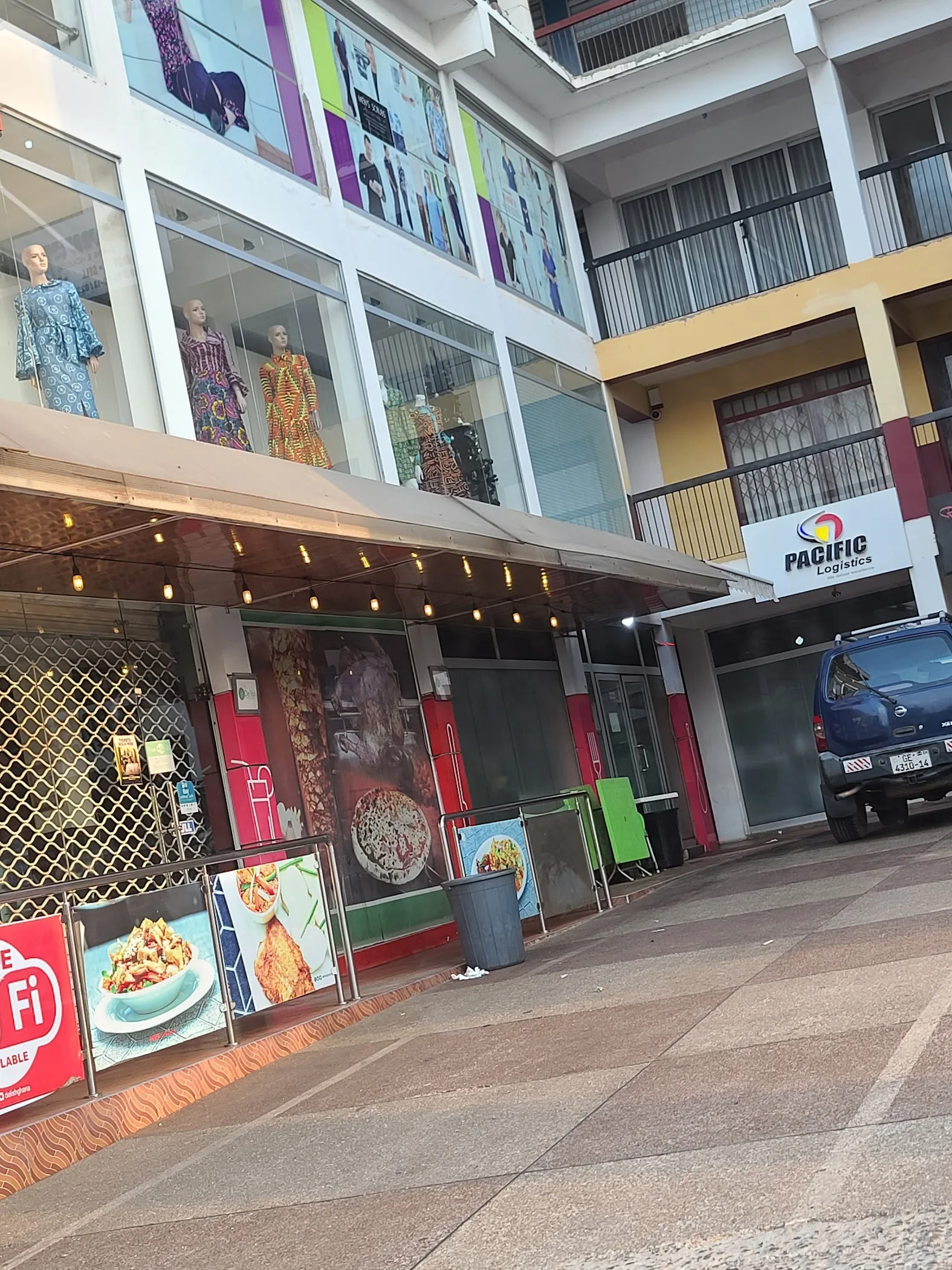 De’lish Restaurant — Accra