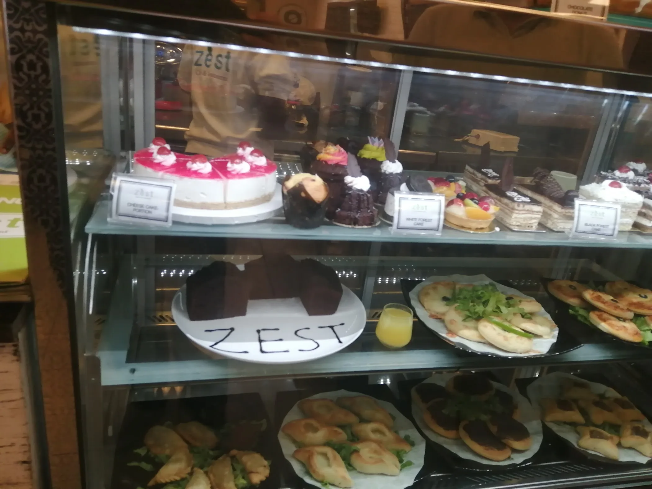 Zest Restaurant — Accra