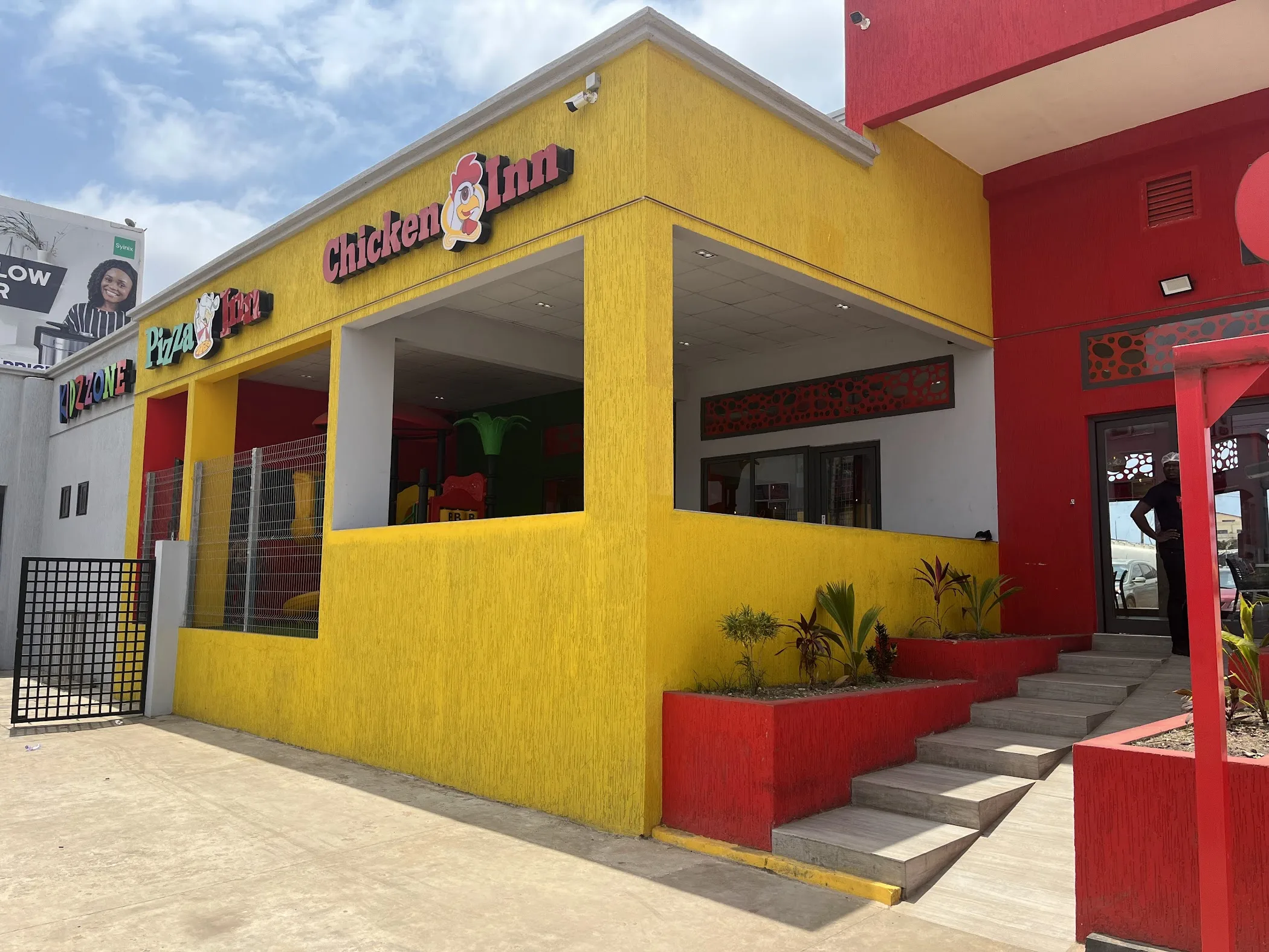 Chicken Inn | Tema — Tema