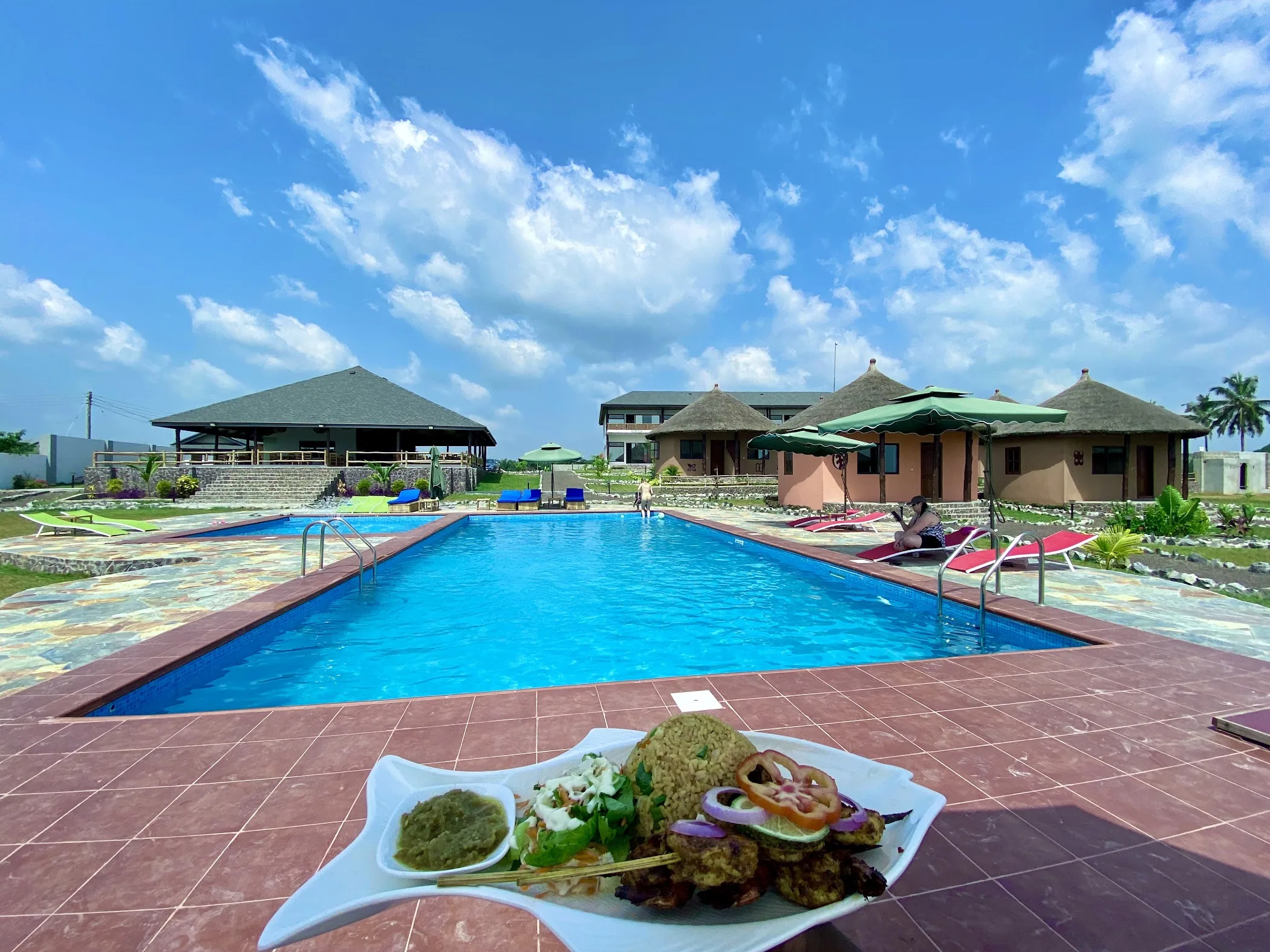 Lemon Beach Resort — Elmina