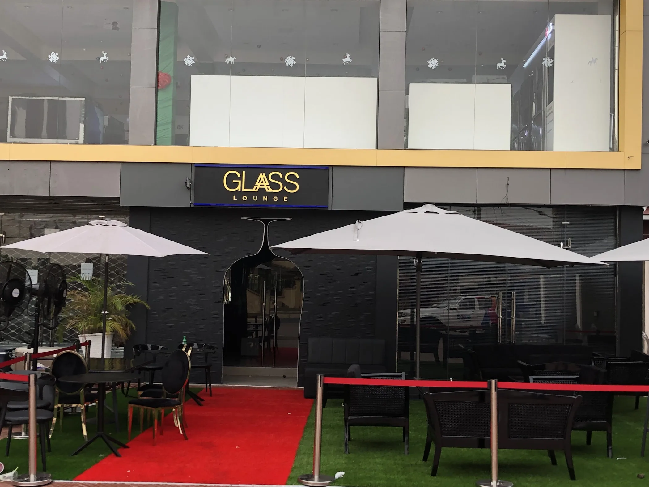 Glass Lounge — Accra
