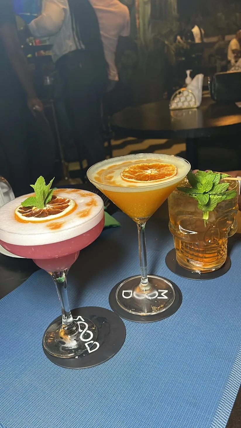 Mood Bar — Accra