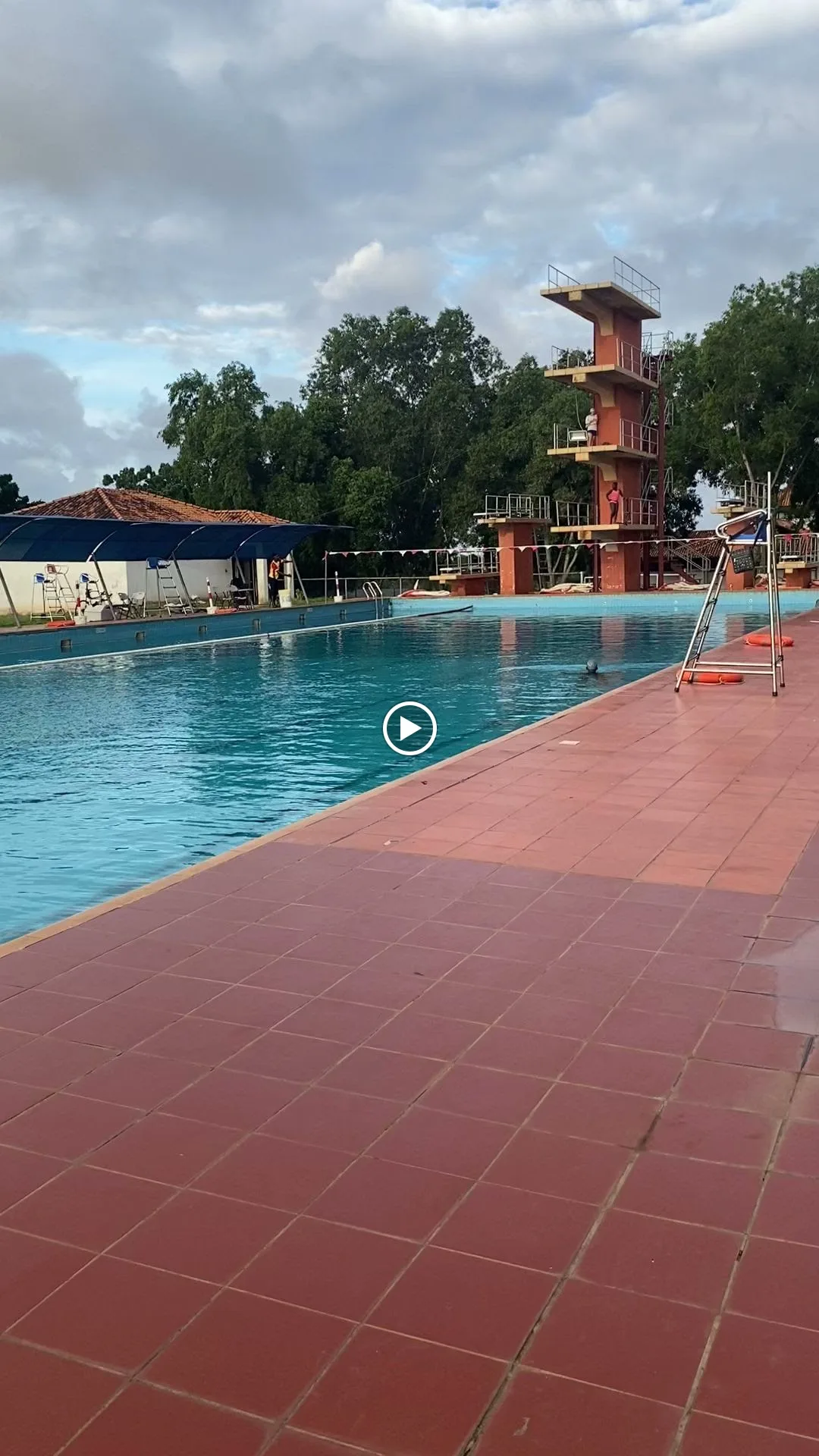 University of Ghana swimming pool — Accra
