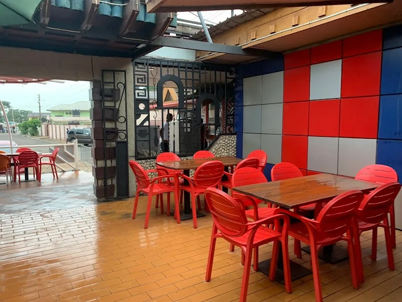 Celsbridge Pub — Accra